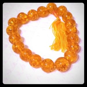 Amber necklace, bright large stones